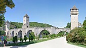 Frankreich, Lot, Cahors, die Brücke von Valentre, befestigte Brücke aus dem 14. Jahrhundert, von der UNESCO zum Weltkulturerbe erklärt