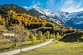 Frankreich, Hautes Pyrenees (65), Pyrenäen-Nationalpark, der Zirkus von Gavarnie gehört zum Weltkulturerbe der UNESCO