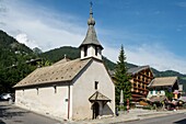 Frankreich, Haute Savoie, Chablais, Val d'Abondance, Portes du Soleil, Kapelle von Abondance, in der Mitte des Dorfes die Kapelle Notre Dame de la Compassion
