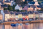 France, Finistere, Armorica Regional Natural Park, Crozon Peninsula, Camaret-sur-Mer\n