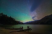 Airglow and Milky Way over Lake Mugecuo, China