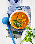 Vegan tomato and coconut pot with curry
