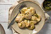 Ravioli with spinach filling