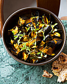 Indian-style mussels