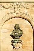 Frankreich,Meurthe et Moselle,Nancy,Stanislas-Platz, von der UNESCO zum Weltkulturerbe erklärt,Bronzebüste von Israel Sylvestre von Charles Petre auf dem Place Vaudemont (Vaudemont-Platz)