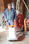 France,Ille et Vilaine,Rimou,mill Quincampoix held by the family Christmas for several generations (here Yves),manufacturing organic flours (wheat and buckwheat)