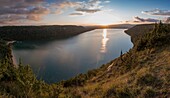 Frankreich,Jura,Panoramablick auf den See von Bonlieu