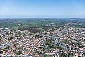 Frankreich,Vendee,Les Herbiers,die Stadt (Luftaufnahme)