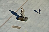 Frankreich,Gironde,Bordeaux,von der UNESCO zum Weltkulturerbe erklärtes Gebiet,Rathausviertel,Pey Berland Platz,Statue von Jacques Chaban-Delmas von Jean Cardot