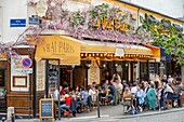 France,Paris,Montmartre district,cafe in the Rue des Abbesses,the Vrai Paris cafe