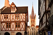 France,Cote d'Or,Dijon,area listed as World Heritage by UNESCO,rue de la chouette with a view of Notre Dame church