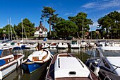 Frankreich,Gironde,Bassin d'Arcachon,Andernos les Bains,Hafen von Betey