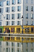 Frankreich,Paris,Saint Martin Kanal,Antoine et Lili Schaufenster und Wohnhaus am Quai de Valmy