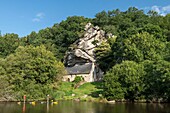 Frankreich,Morbihan,Pluméliau-Bieuzy,Paddel vor der Kapelle Saint-Gildas von Bieuzy