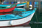 Frankreich,Morbihan,Sarzeau,Bootsdetail im Hafen von Logeo bei Sonnenaufgang