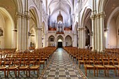 Frankreich,Ille et Vilaine,Côte d'Emeraude,Cancale,Saint Meen Kirche,das Kirchenschiff und die Orgel