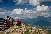 Panoramablick vom Gipfel des Kitzbüheler Horns. Kitzbühel, Tirol, Österreich.