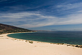Strände an der Atlantikküste Südspaniens - La Costa de la Luz.Strand von Valdevaqueros mit Punta Paloma dahinter. Andalusien,Spanien