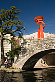 The Scenic River Walk. San Antonio's Number One Attraction - A Below Streetlevel Promenade Of Bars And Restaurants. In The Background Is The Torch Of Friendship,San Antonio,Texas,Usa