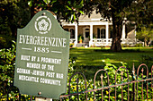 USA,Louisiana,Haus aus dem 19. Jahrhundert,St Francisville,Schild in Evergreenzine