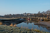England,East Sussex,Nebliger Wintermorgen am Cinque Port of Rye,Rye
