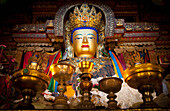 Aufwärtsansicht einer buddhistischen Skulptur, Tibet