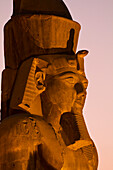 Ramses II. im Luxor-Tempel, Luxor, Ägypten