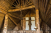 Altar in der Kirche von Norstead, einem nachgebauten Wikingerdorf in der L'Anse aux Meadows National Historic Site, L'Anse aux Meadows, Neufundland und Labrador, Kanada