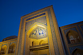Muhammad Amin Khan Madrasah (Orient Star Hotel) im Abendlicht, Ichon-Qala, Chiwa, Usbekistan