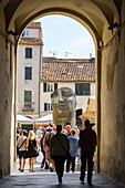 Piazza Anfiteatro Romano,Lucca,Toskana,Italien