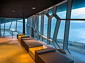 Moderne Glaswabenfassade der Konzerthalle und des Konferenzzentrums Harpa, Reykjavik, Reykjavik, Island