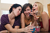 Trinkende Frauen