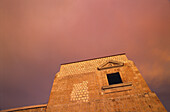 Blick nach oben zum Museum für Kultur und Himmel,Oaxaca,Mexiko