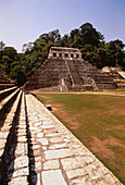 Stufen des Zentralpalastes und des Tempels der Inschriften, Maya-Ruinen von Palenque, Mexiko
