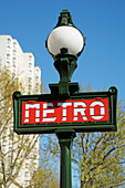 Nahaufnahme eines Metroschilds,Paris,Frankreich