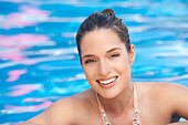Porträt einer Frau im Pool,Reef Playacar Resort and Spa,Playa del Carmen,Mexiko