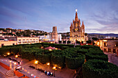 San Miguel de Allende in der Abenddämmerung,Mexiko