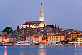 Stadt Rovinj in der Morgendämmerung,Kroatien