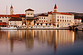 Stadt Trogir in der Morgendämmerung,Kroatien