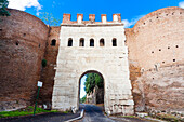 Porta Latina (Lateinisches Tor),Römisch-Aurelianische Mauern (Mura Aureliane),UNESCO-Welterbe,Rom,Latium (Lazio),Italien,Europa