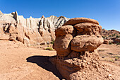 Erodierte Sandsteinformationen auf dem Angel's Palace Trail im Kodachrome Basin State Park in Utah.