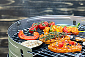 Grilling - Grill with food