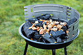 Barbecuing - Charcoal with barbecue chips