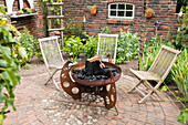 Garden ambience - sitting area with fire basket