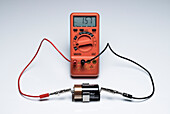 Using digital multimeter