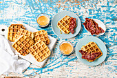 Waffles with bacon and maple syrup