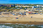Luftaufnahme des Strandhotels Playa de la Antilla in Lepe in der Provinz Huelva, Andalusien, Südspanien