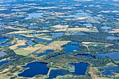Frankreich, Indre, Mezieres en Brenne, regionales Naturschutzgebiet La Brenne Teiche (Luftbild)