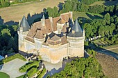 France, Dordogne, Perigord Pourpre (Purple Perigord), Beaumont du Perigord, the castle of Bannes (aerial view)
