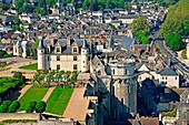 Frankreich, Indre et Loire, Loire-Tal, von der UNESCO zum Weltkulturerbe erklärt, Amboise, das Schloss aus dem 15. Jahrhundert (Luftaufnahme)